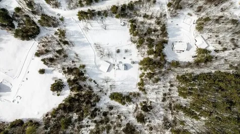 102 Mccormick Lane Sunderland VT 05250