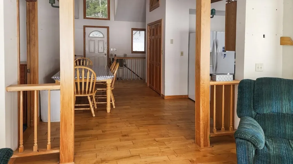 282 Shaker Boulevard Enfield NH 03748