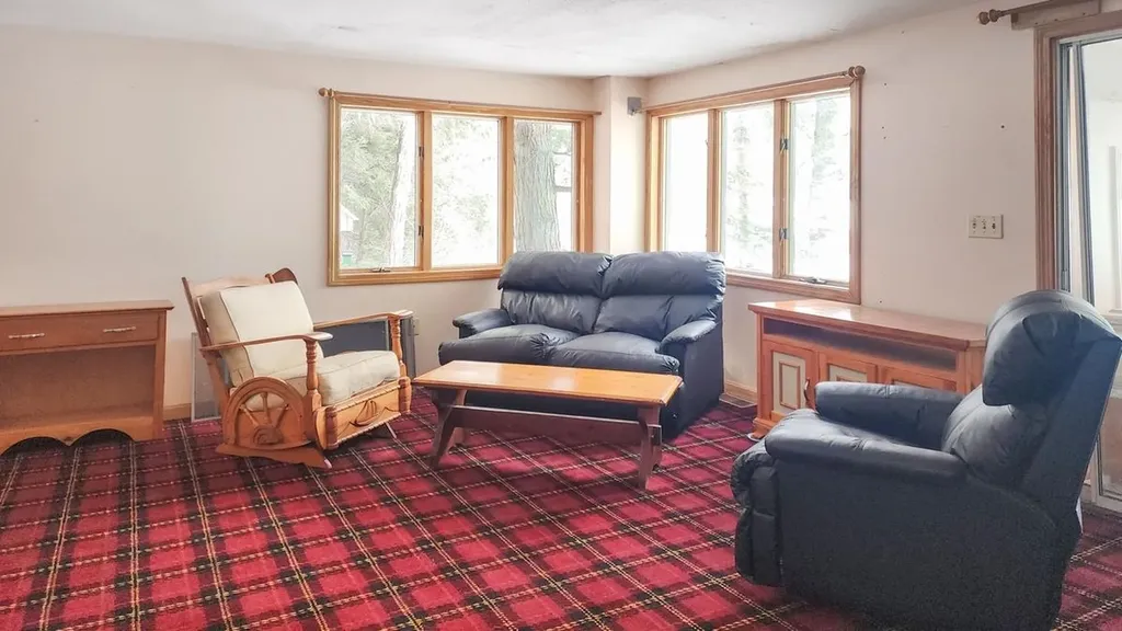 282 Shaker Boulevard Enfield NH 03748