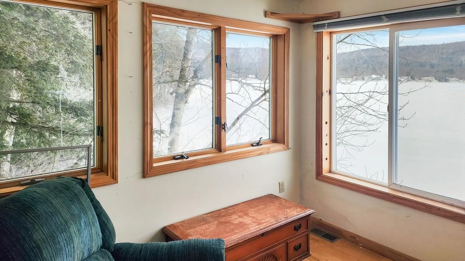 282 Shaker Boulevard Enfield NH 03748