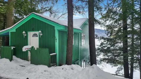 282 Shaker Boulevard Enfield NH 03748