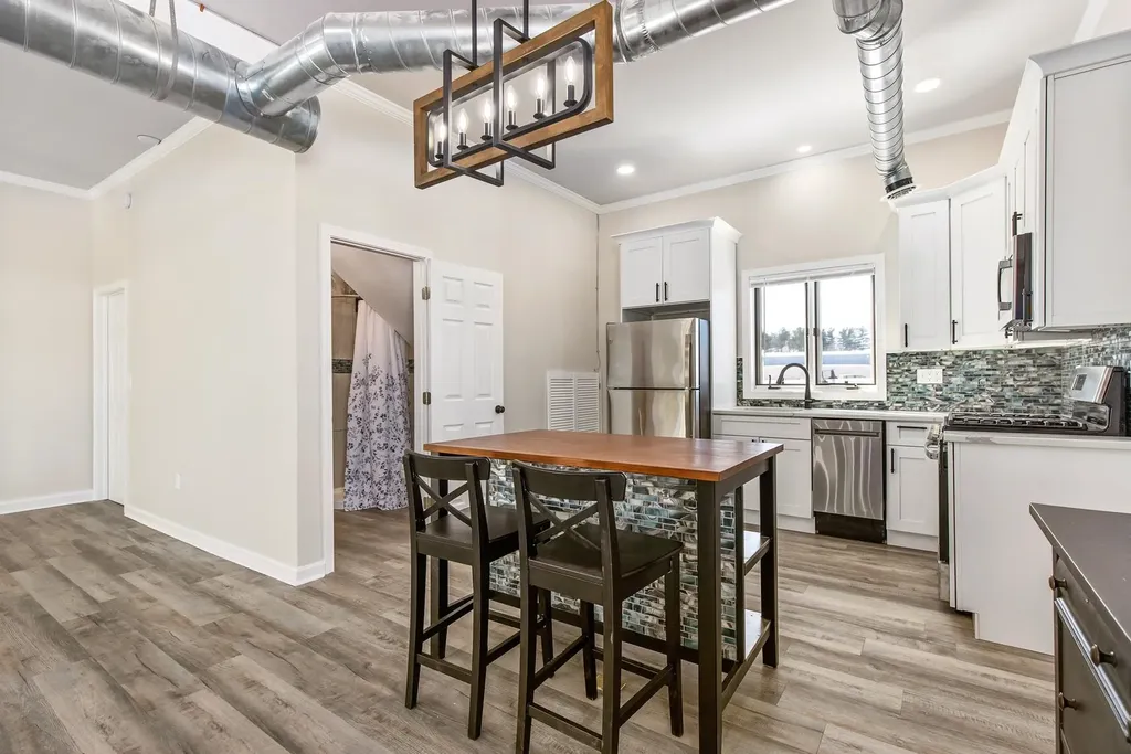 61 Lafayette Road Hampton NH 03842