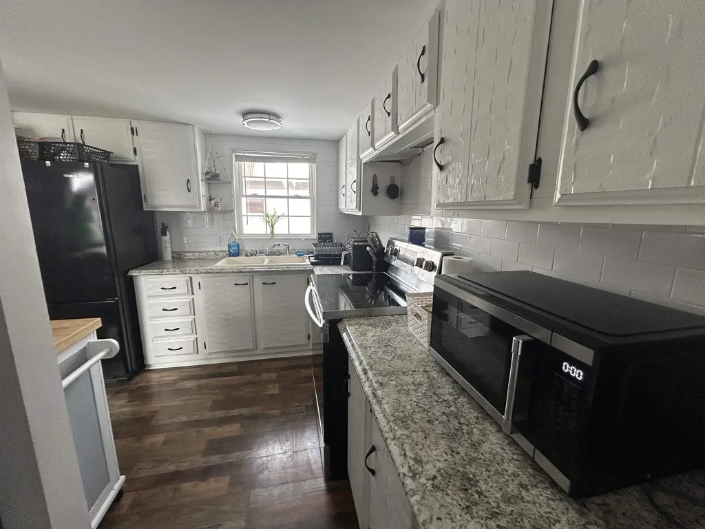 34 Moose Lane Rochester NH 03867