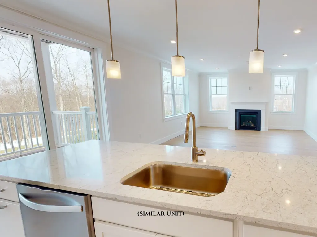 1 Longview Drive Atkinson NH 03811