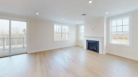 1 Longview Drive Atkinson NH 03811