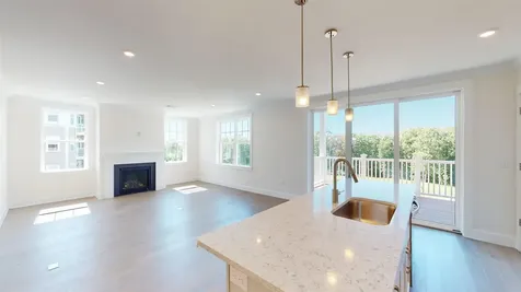 1 Longview Drive Atkinson NH 03811