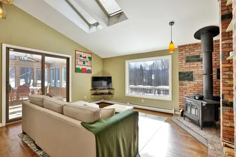 192 Cream Hill Road Mendon VT 05701