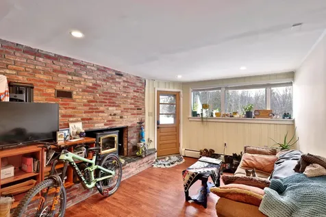 192 Cream Hill Road Mendon VT 05701