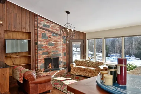 192 Cream Hill Road Mendon VT 05701