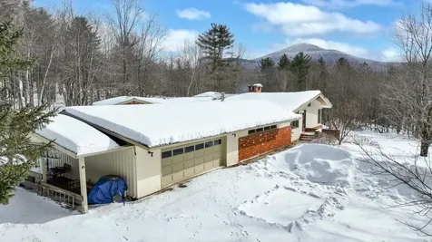 192 Cream Hill Road Mendon VT 05701