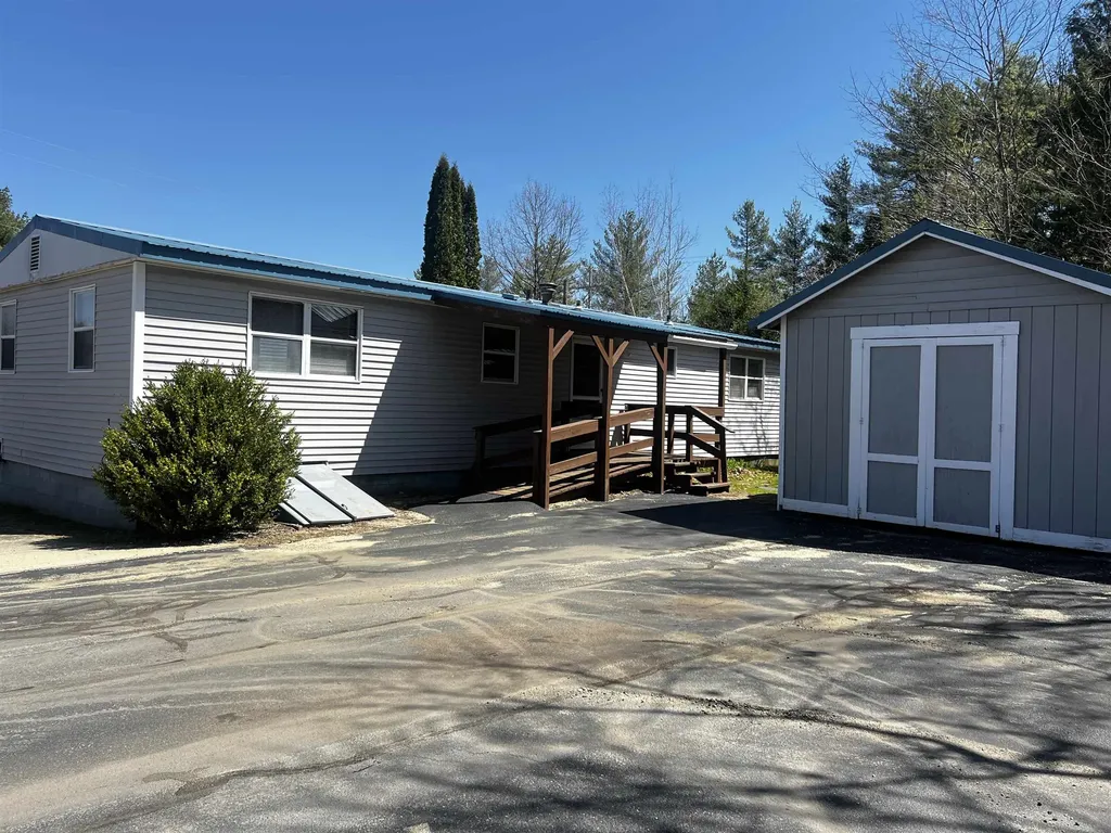 13 Eastview Road Swanzey NH 03446
