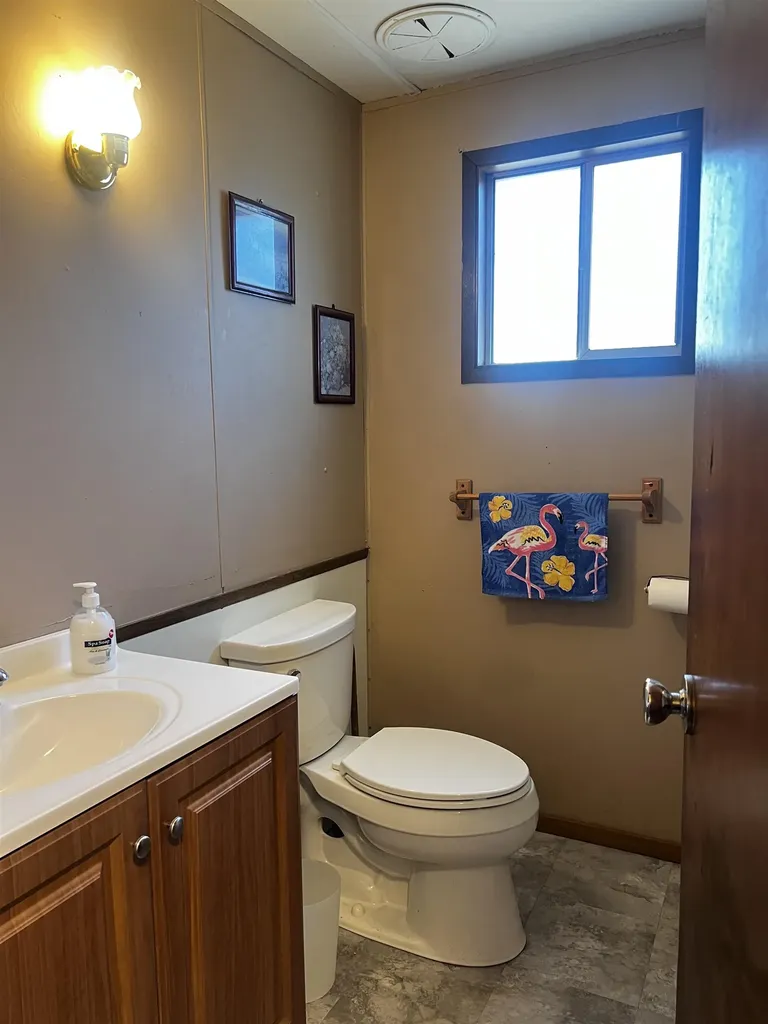 13 Eastview Road Swanzey NH 03446