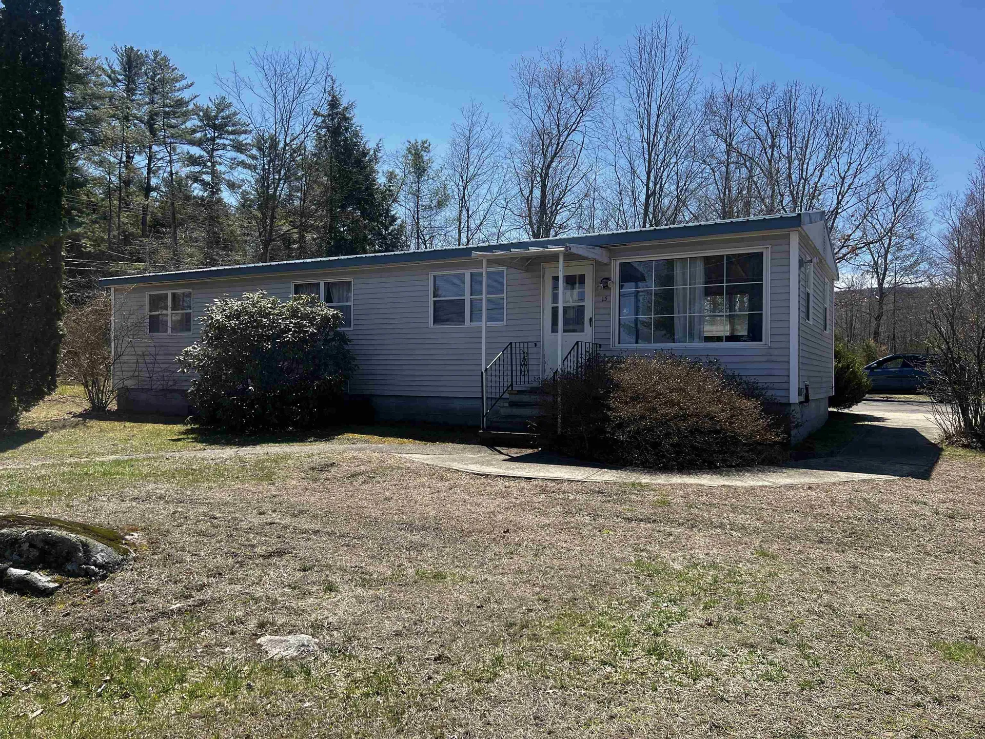 13 Eastview Road Swanzey NH 03446