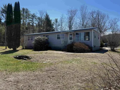 13 Eastview Road Swanzey NH 03446