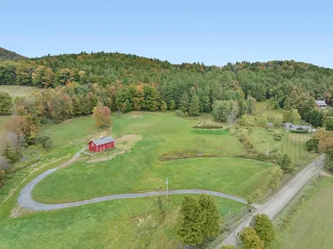 2067 Music Mountain Road Stockbridge VT 05772