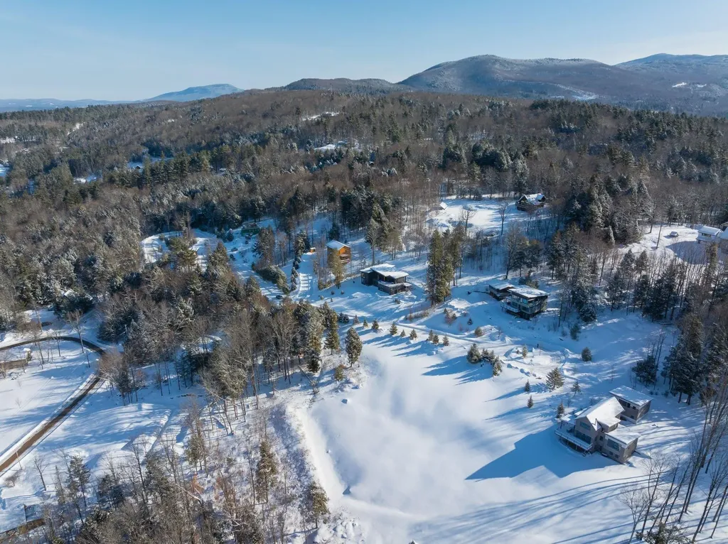 00 Summit View Drive Stowe VT 05672