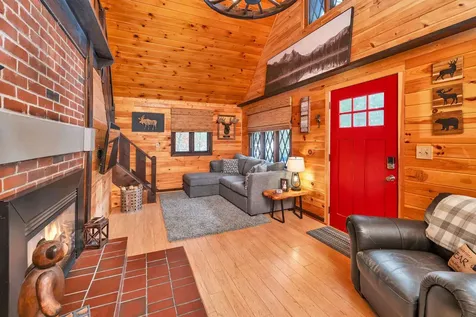 171 Remick Drive Tamworth NH 03817