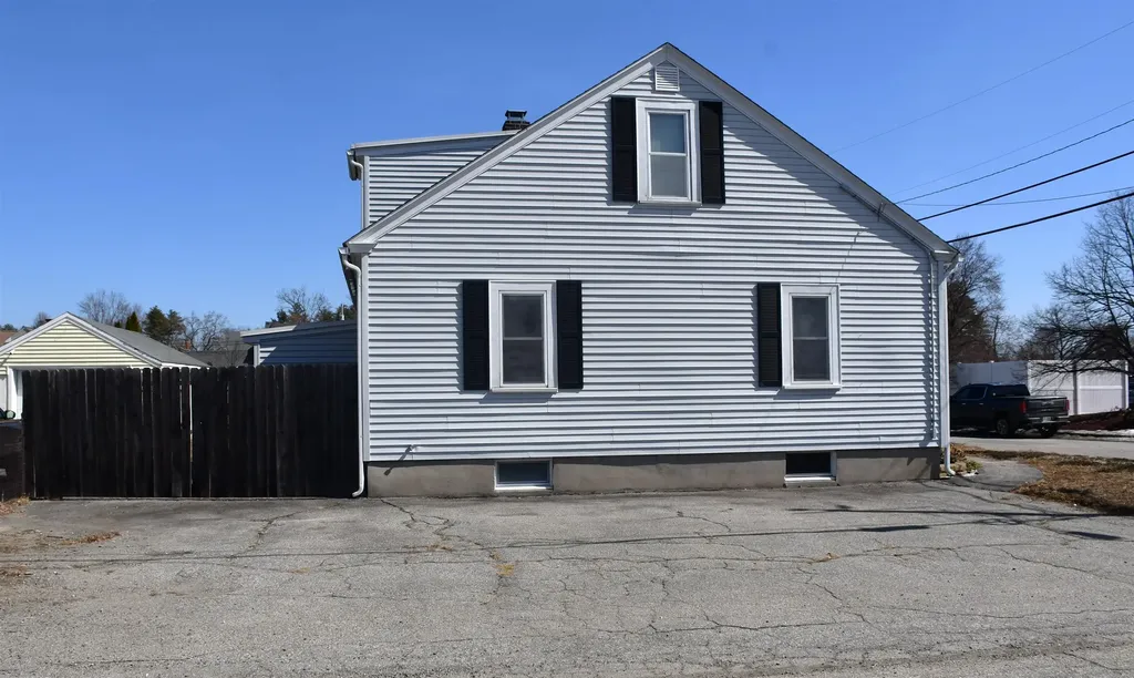 1 Cross Street Goffstown NH 03045