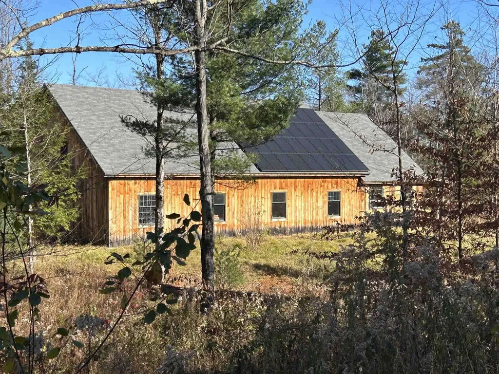 80 Banning Road Putney VT 05346