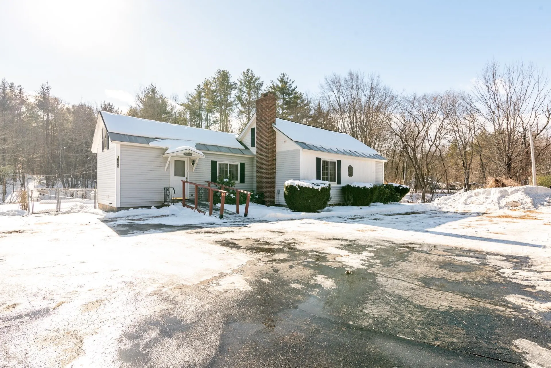 1880 Franklin Pierce Highway Barrington NH 03825