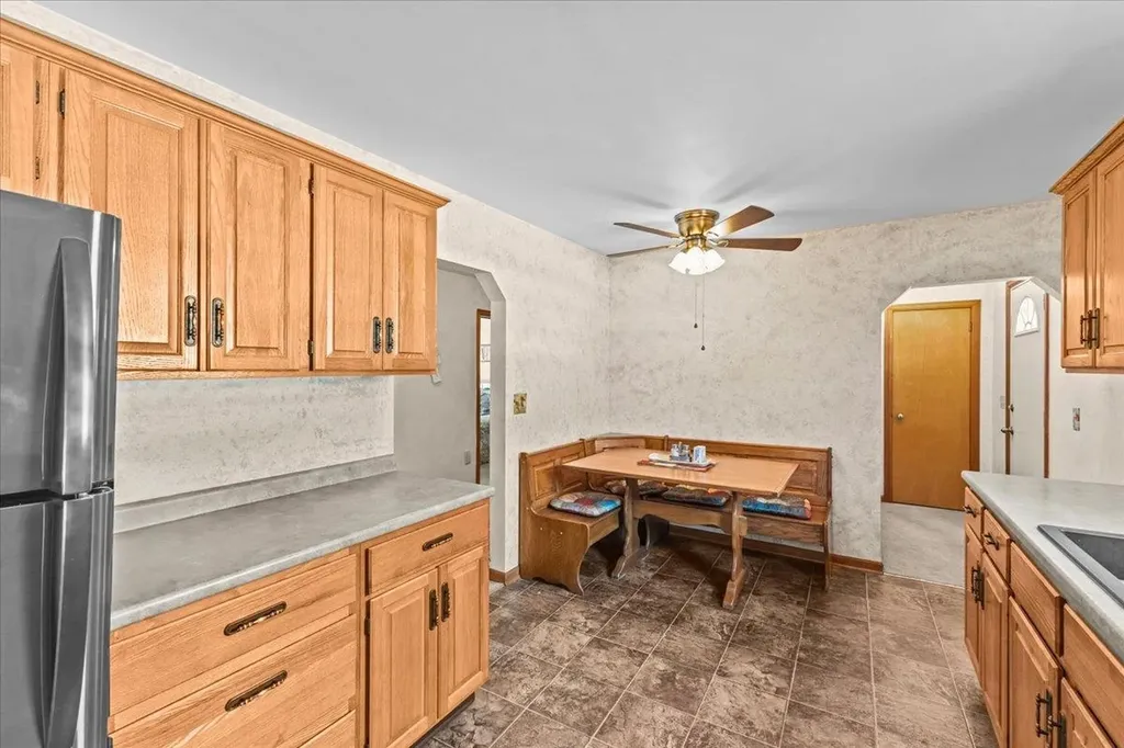 61 Village Green Burlington VT 05408