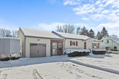 61 Village Green Burlington VT 05408