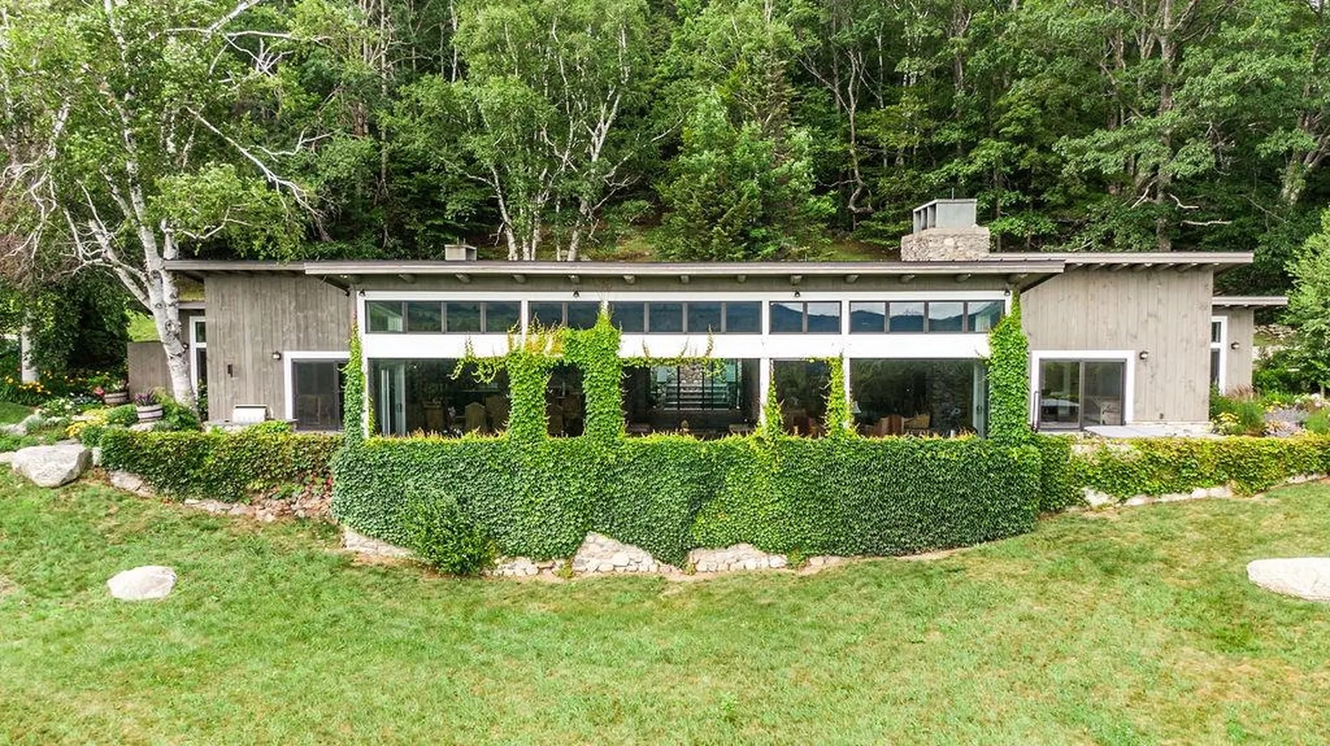 25 Mountain Haunts Road Winhall VT 05340