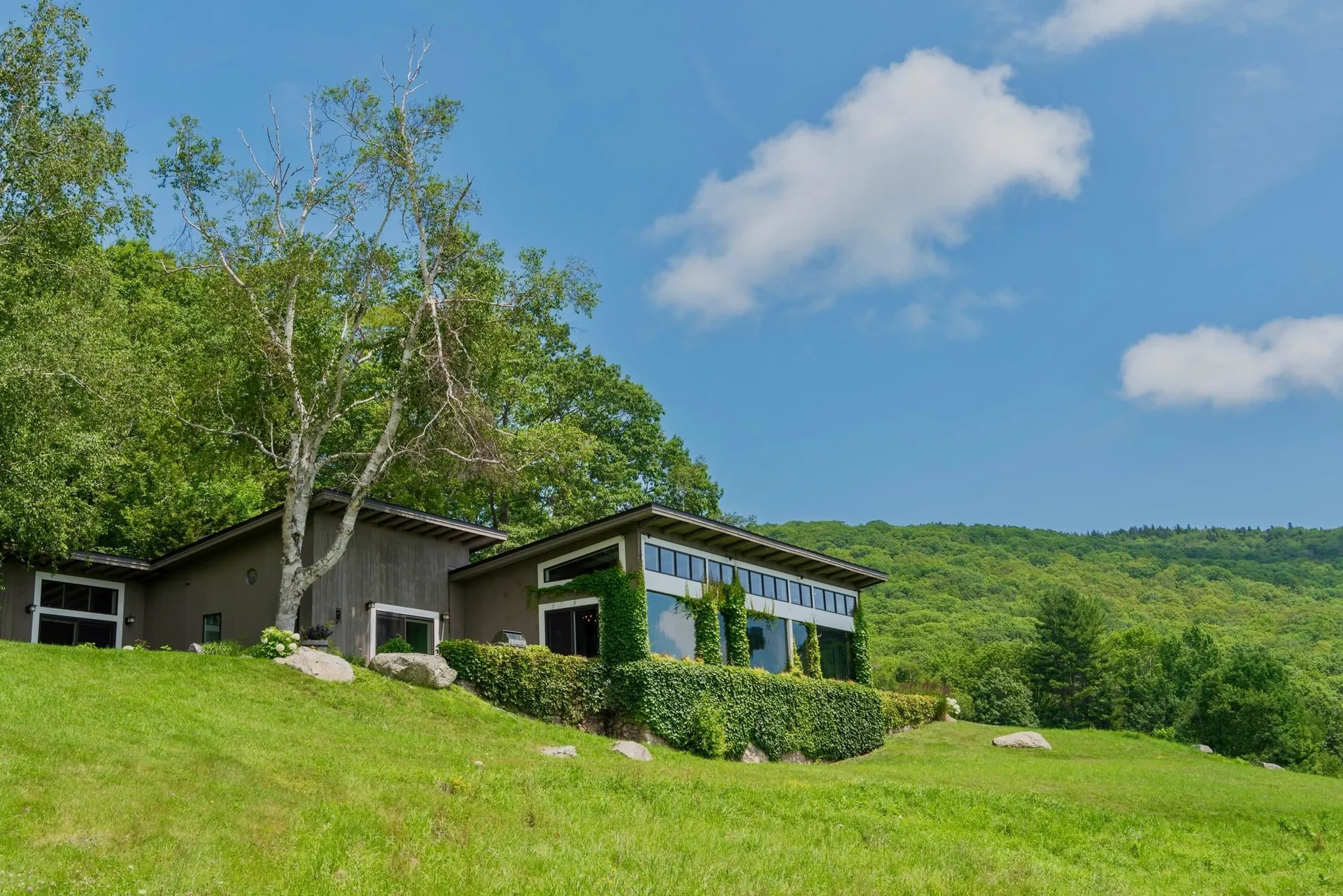 25 Mountain Haunts Road Winhall VT 05340