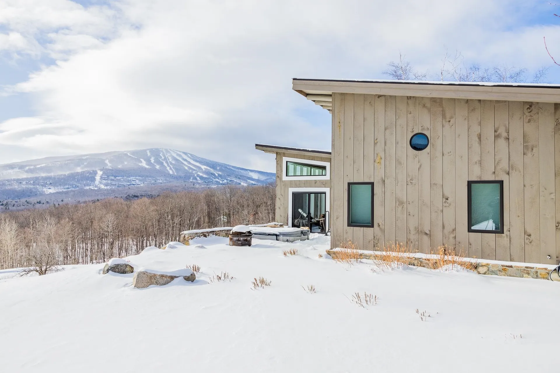 25 Mountain Haunts Road Winhall VT 05340