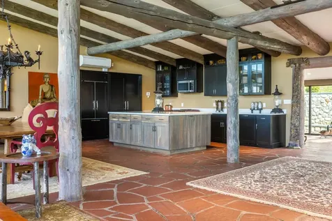 25 Mountain Haunts Road Winhall VT 05340