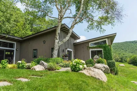 25 Mountain Haunts Road Winhall VT 05340