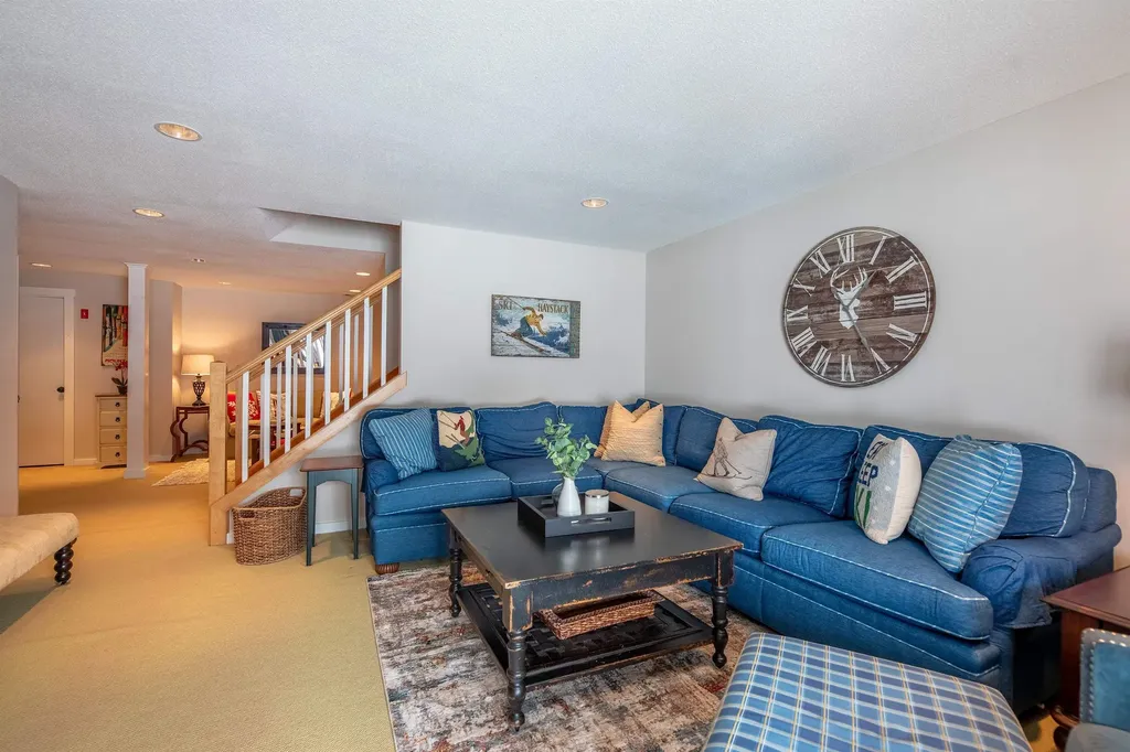 9b Windham Way Dover VT 05356