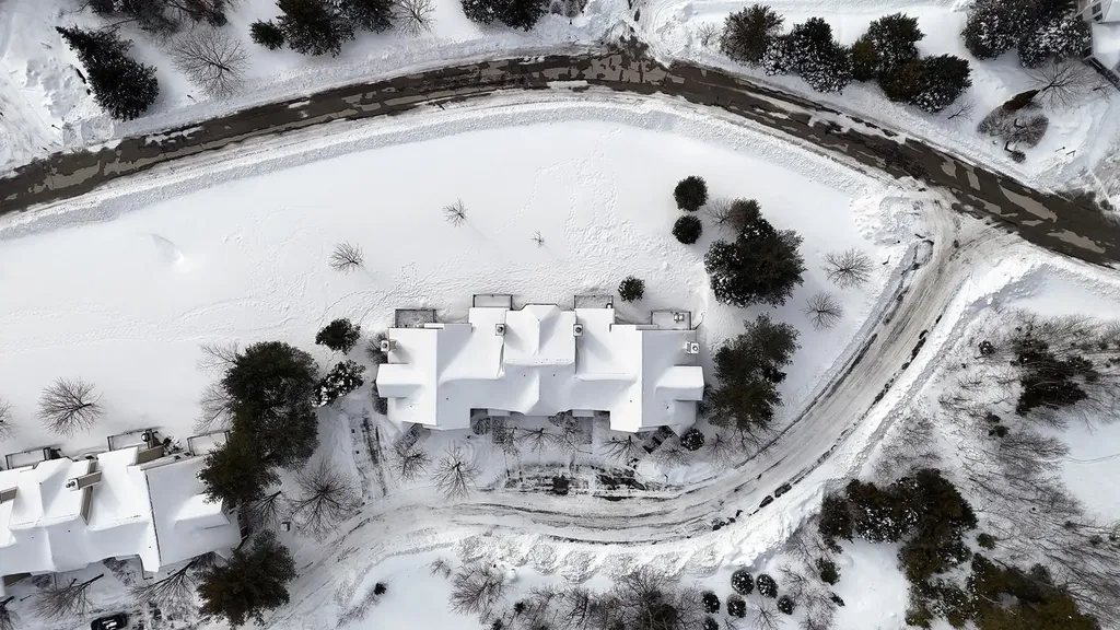 9b Windham Way Dover VT 05356