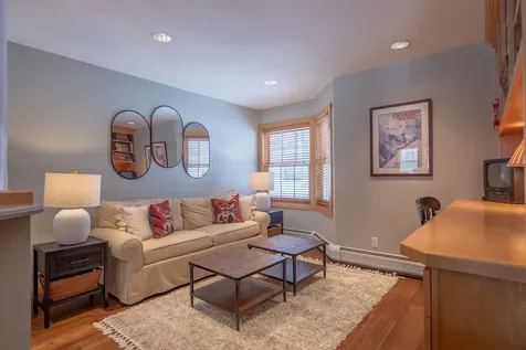 9b Windham Way Dover VT 05356