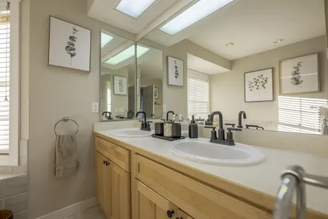 9b Windham Way Dover VT 05356