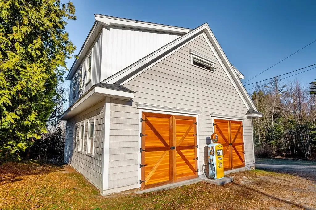 237 Lancaster Road Whitefield NH 03598