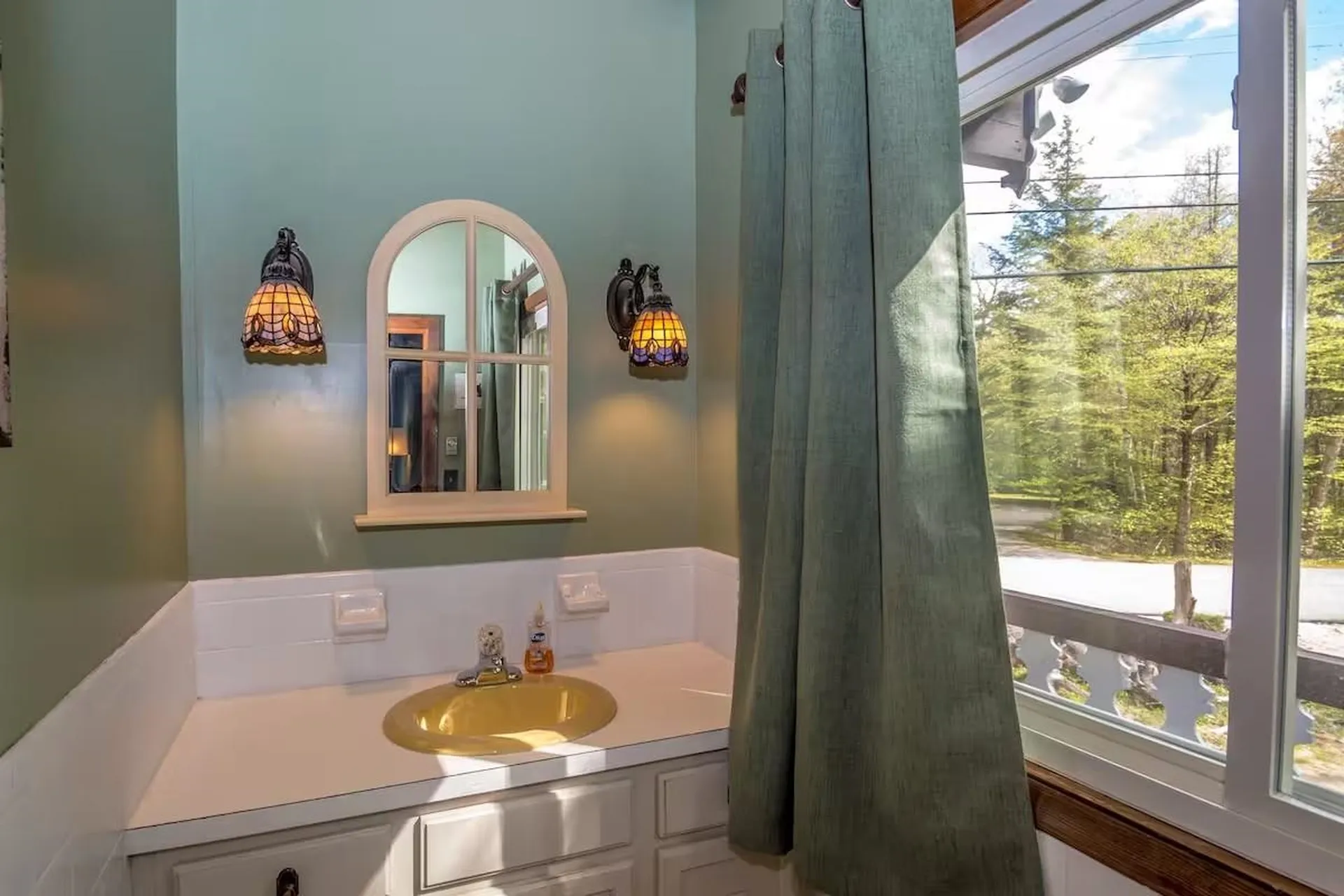 69 Mittenwald Strasse Bartlett NH 03812