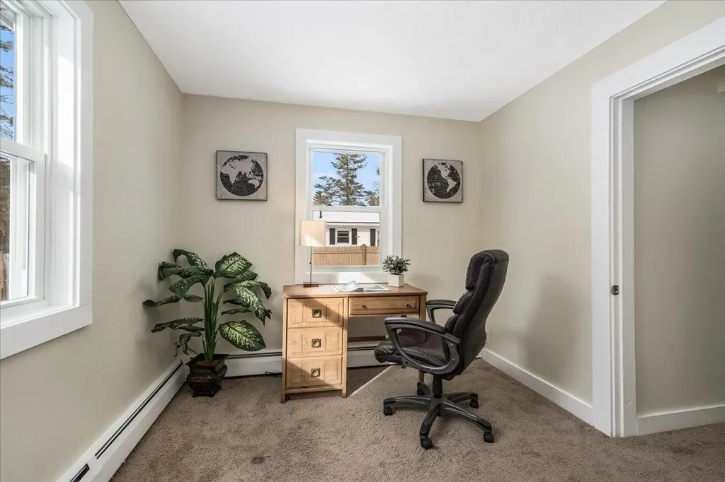 15 George Street Hudson NH 03051