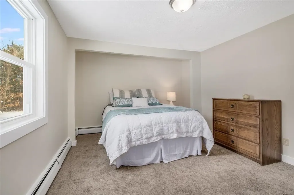 15 George Street Hudson NH 03051
