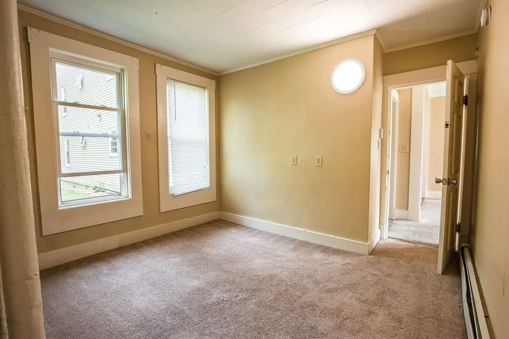 4 Bayley Avenue Plymouth NH 03264