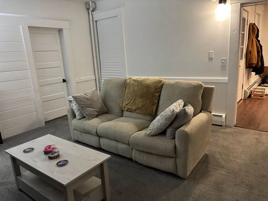 4 Bayley Avenue Plymouth NH 03264