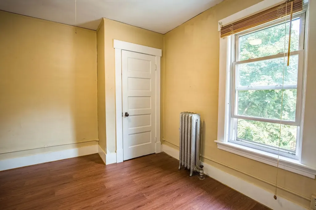 4 Bayley Avenue Plymouth NH 03264