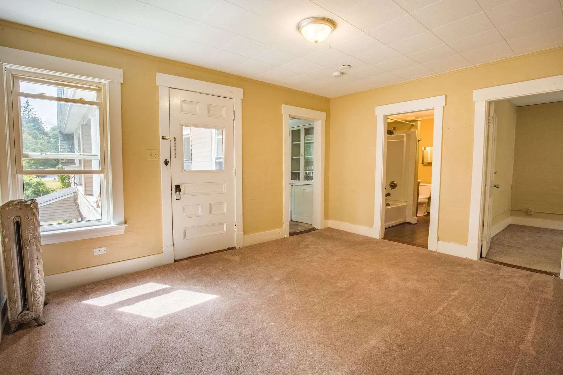 4 Bayley Avenue Plymouth NH 03264