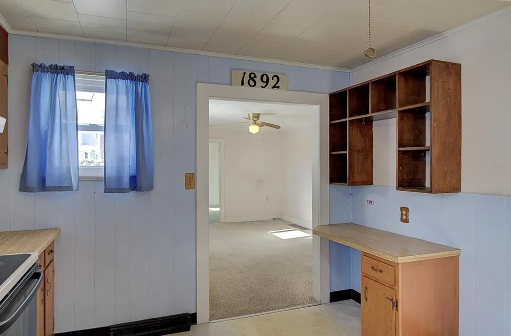 137 Weaver Street Winooski VT 05404