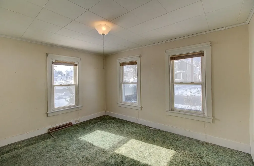 137 Weaver Street Winooski VT 05404