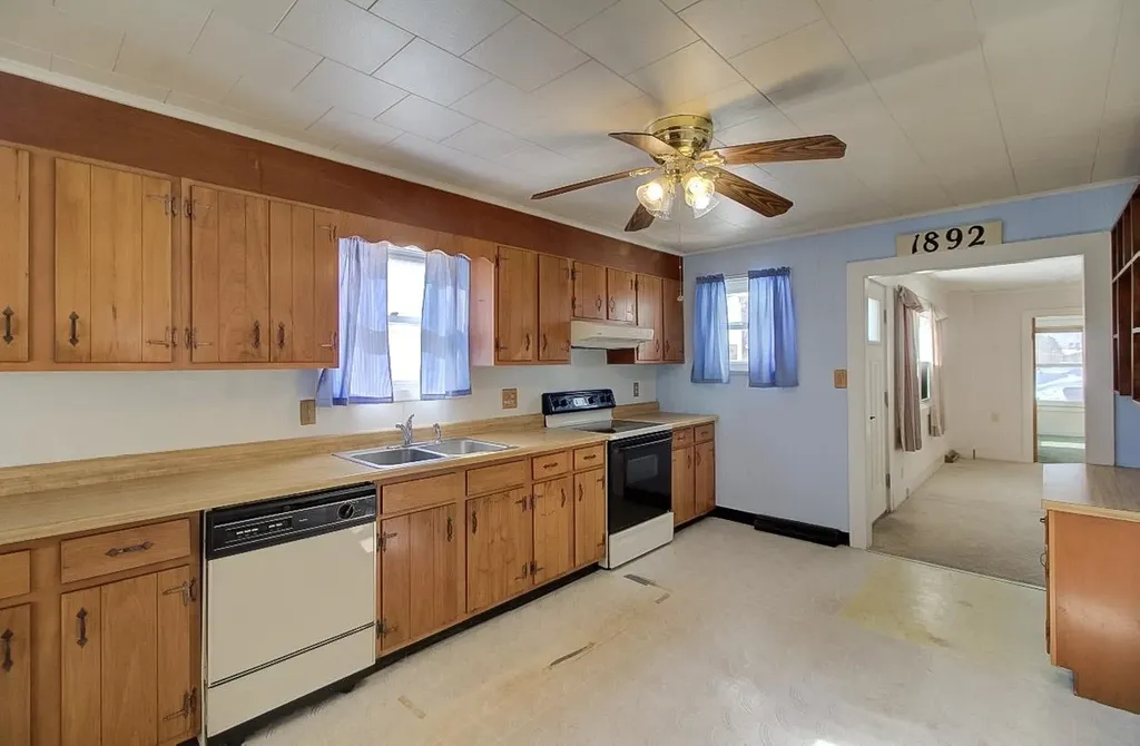 137 Weaver Street Winooski VT 05404