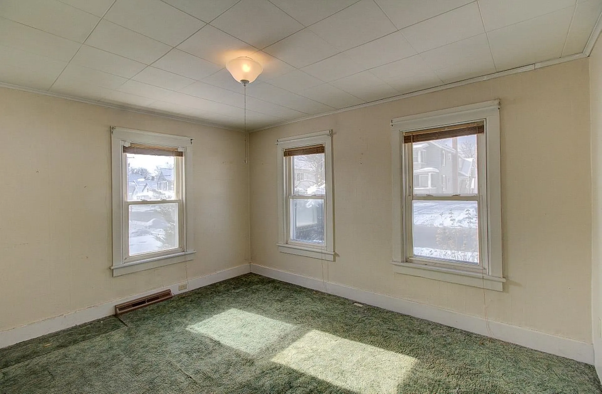 137 Weaver Street Winooski VT 05404