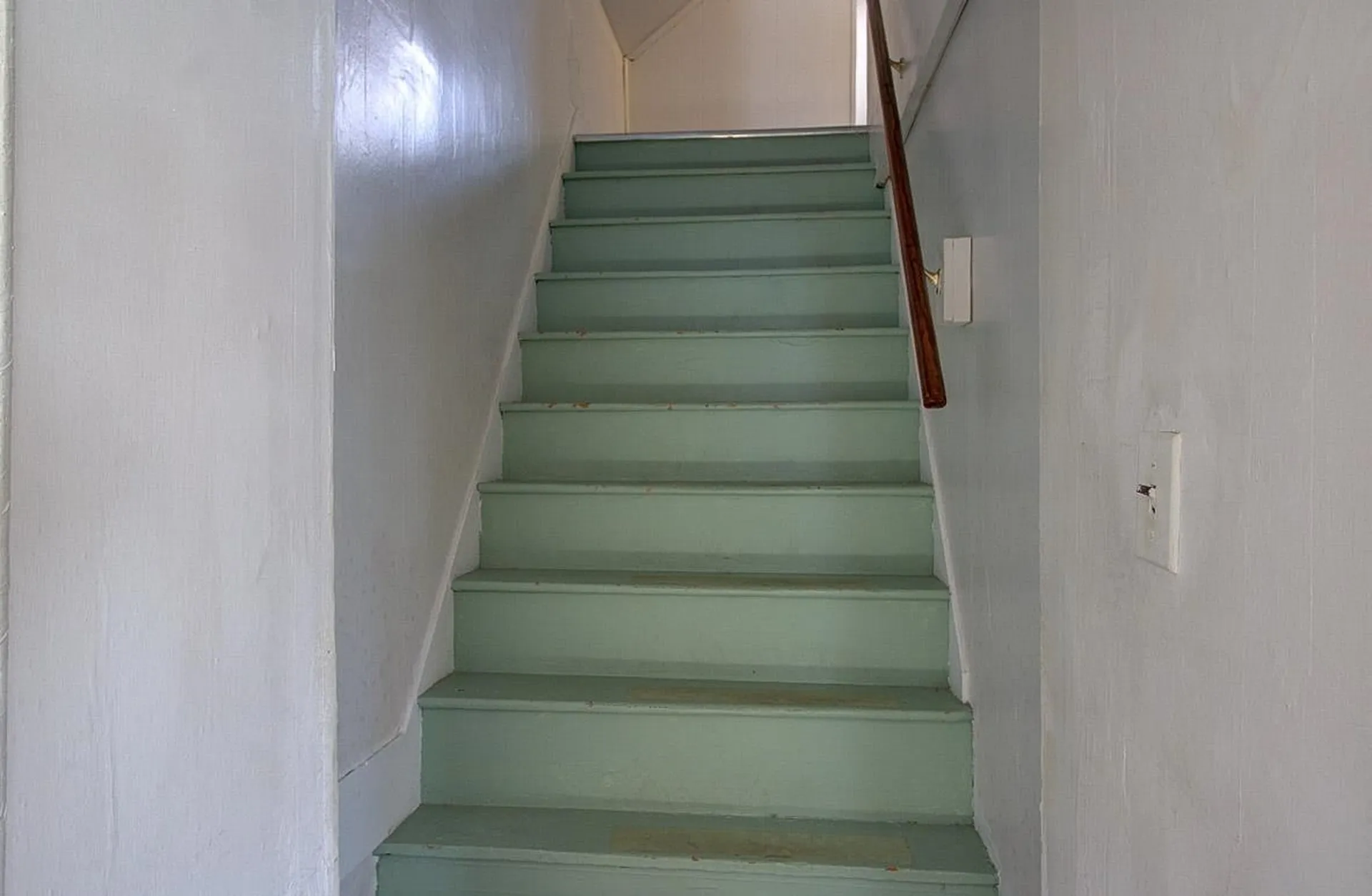 137 Weaver Street Winooski VT 05404