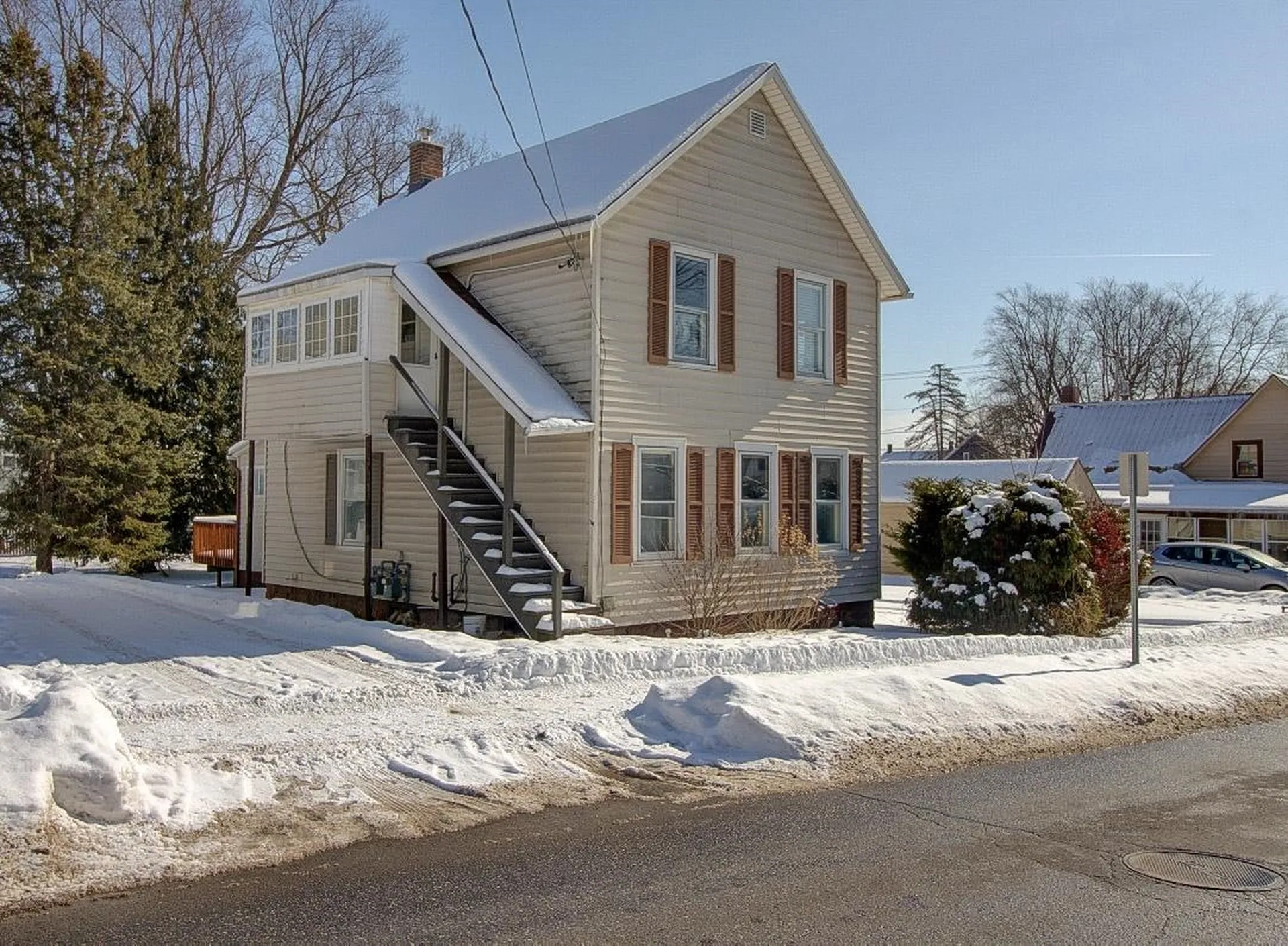 137 Weaver Street Winooski VT 05404