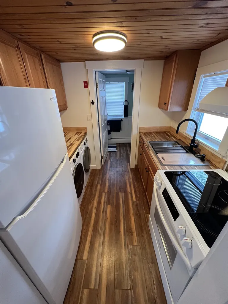 6 Webster Lake Road Franklin NH 03235